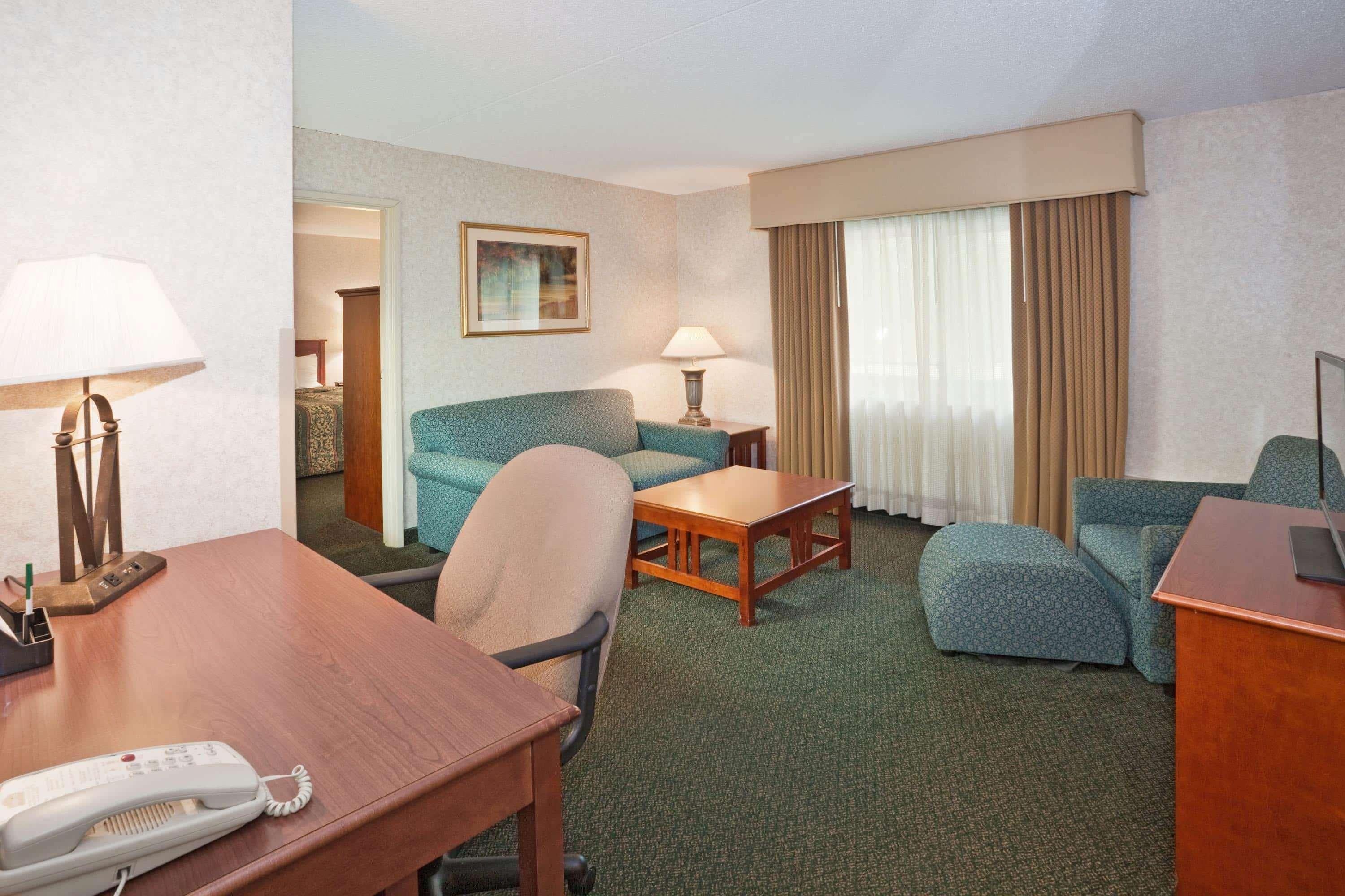 La Quinta By Wyndham Overland Park Extérieur photo